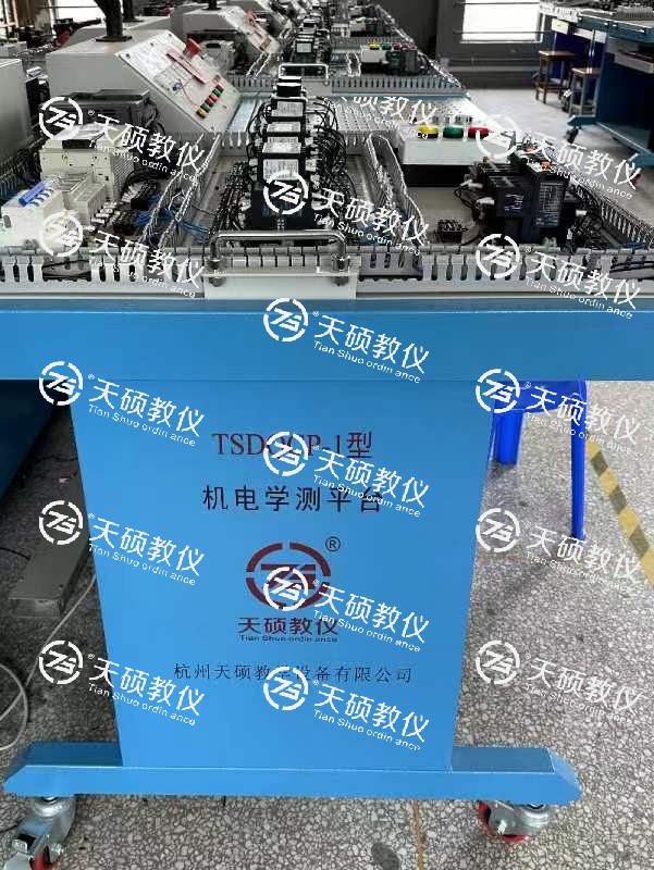 機(jī)電學(xué)測(cè)平臺(tái)實(shí)訓(xùn)室順利安裝、調(diào)試、培訓(xùn)、驗(yàn)收通過(guò)！
